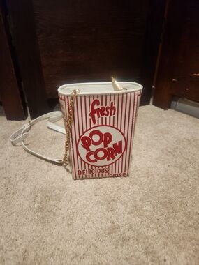 Popcorn-Themed Crossbody Bag in White and Red